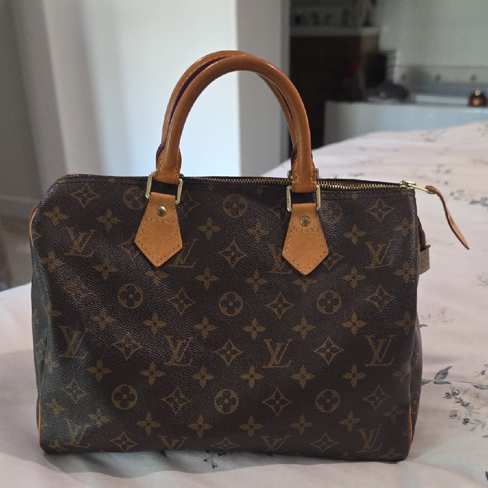 Louis Vuitton Speedy 30 Monogram Handbag. I will not go below list price.